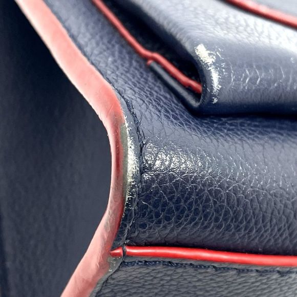 Louis Vuitton Turnlock My LockMe BB Chain Shoulder Bag Calf Marine Rouge - Picture 5 of 10